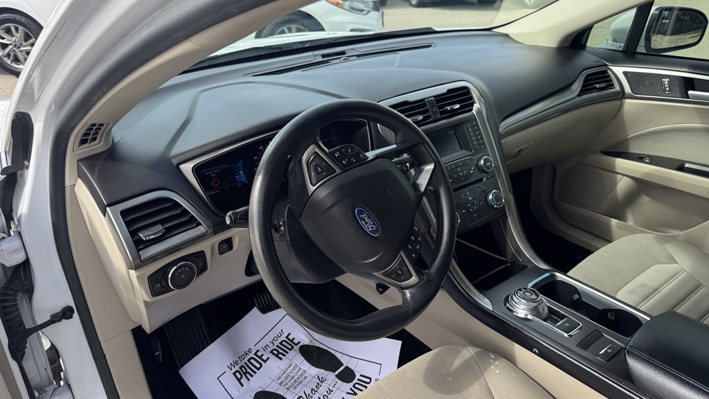 2018 Ford Fusion Image 15