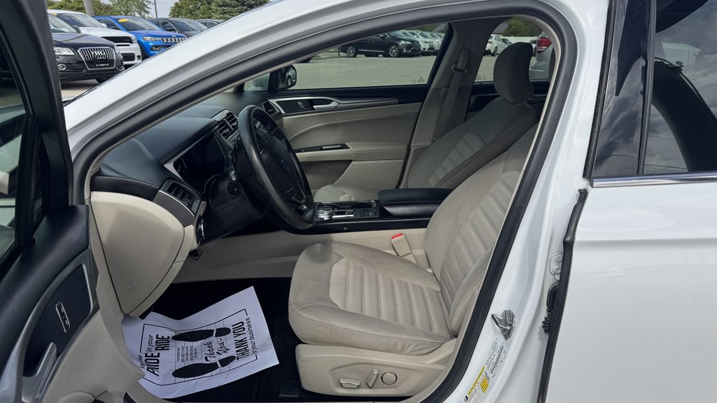 2018 Ford Fusion Image 16