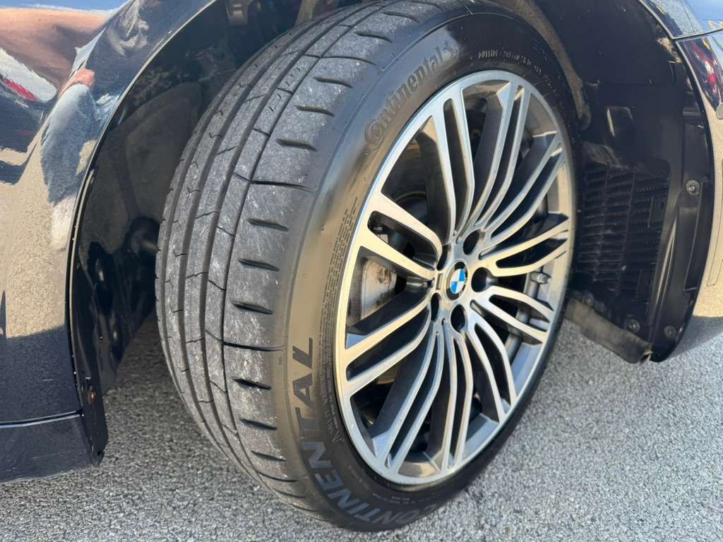 2018 BMW 5 Series Image 12