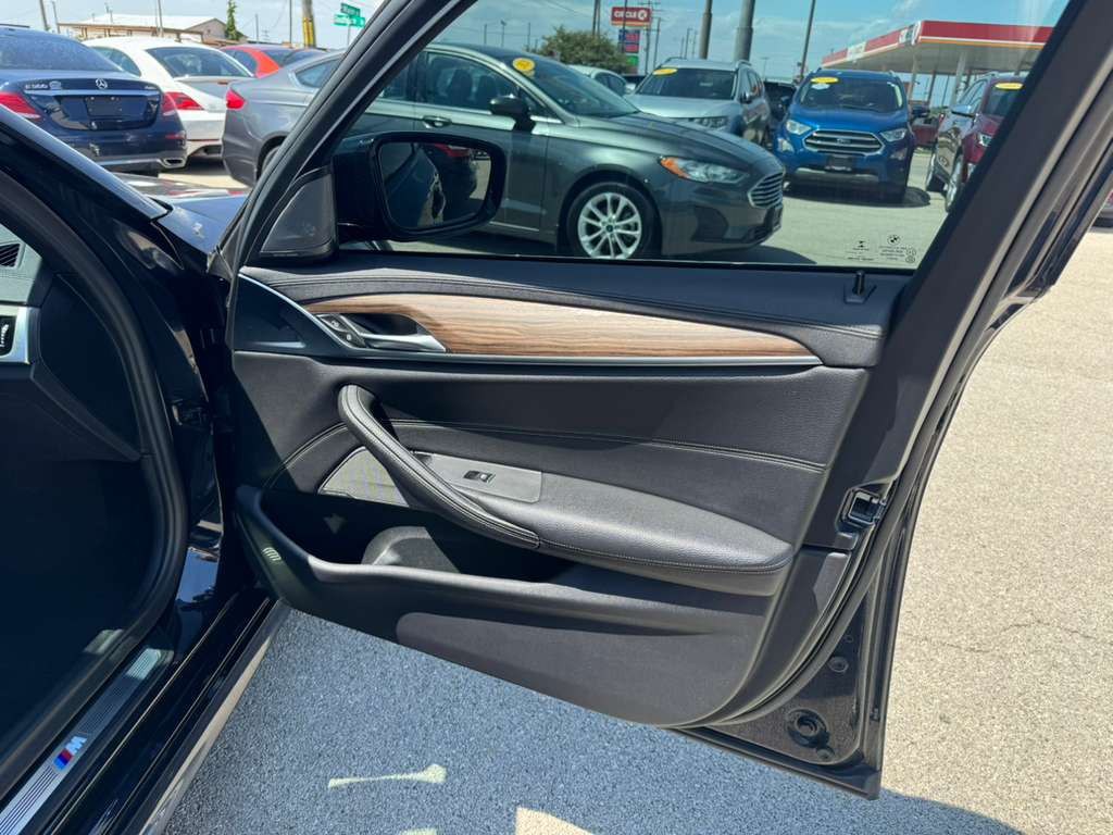 2018 BMW 5 Series Image 14