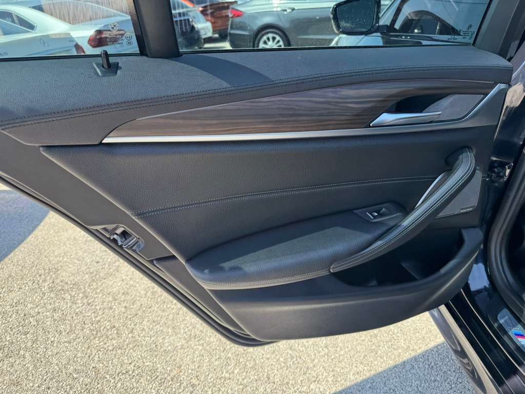 2018 BMW 5 Series Image 21