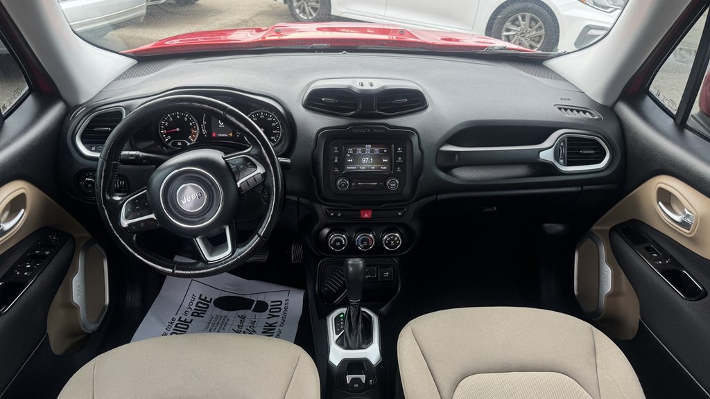 2015 Jeep Renegade Image 23