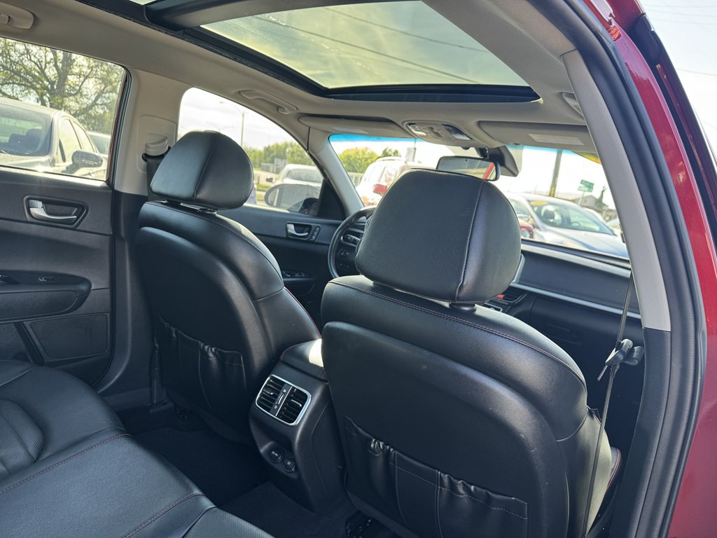 2019 Kia Optima Image 16
