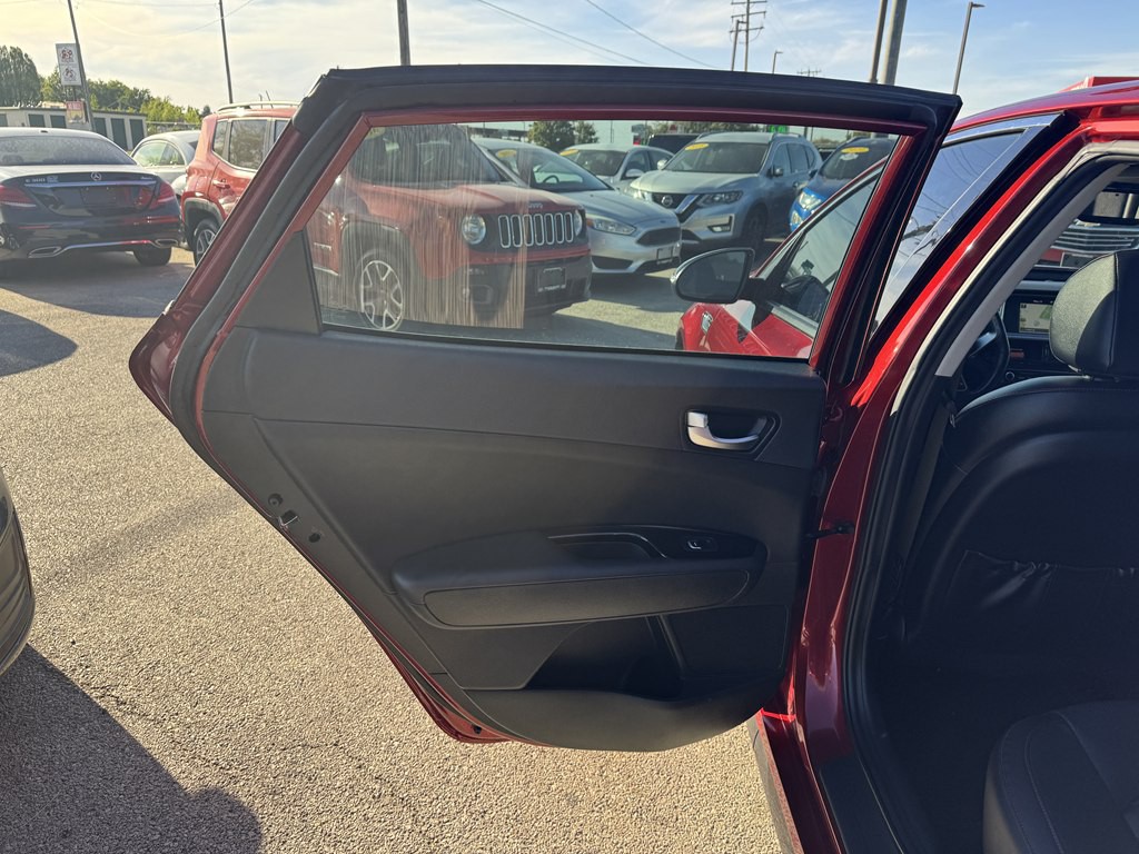 2019 Kia Optima Image 20