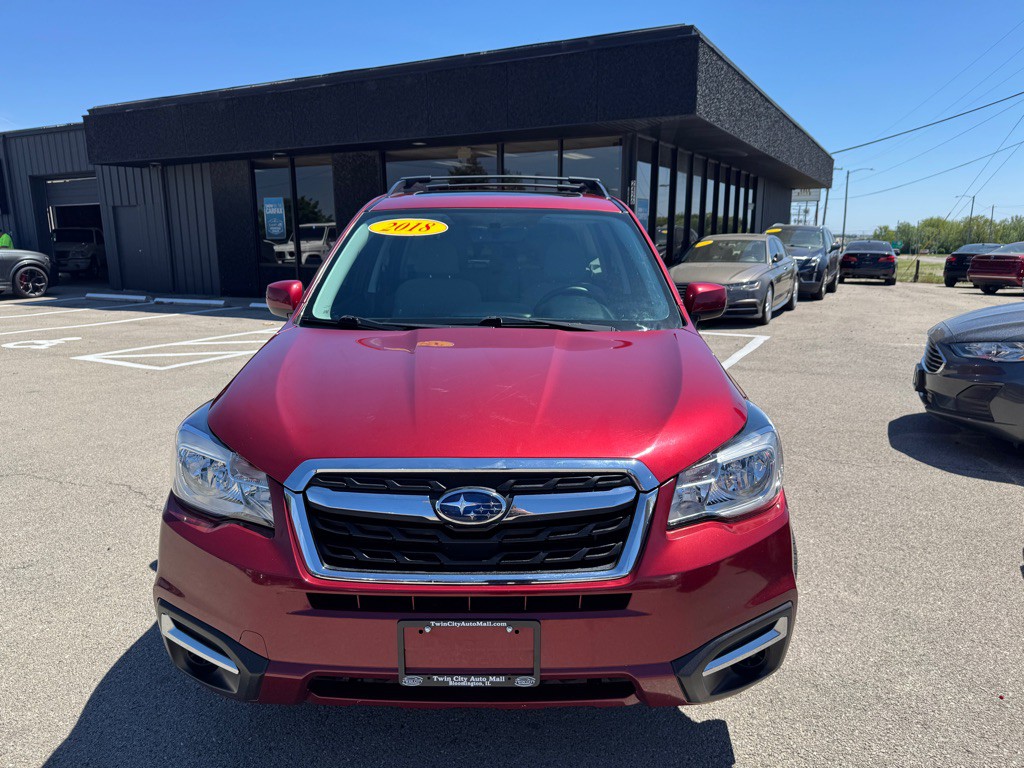 2018 Subaru Forester Image 2