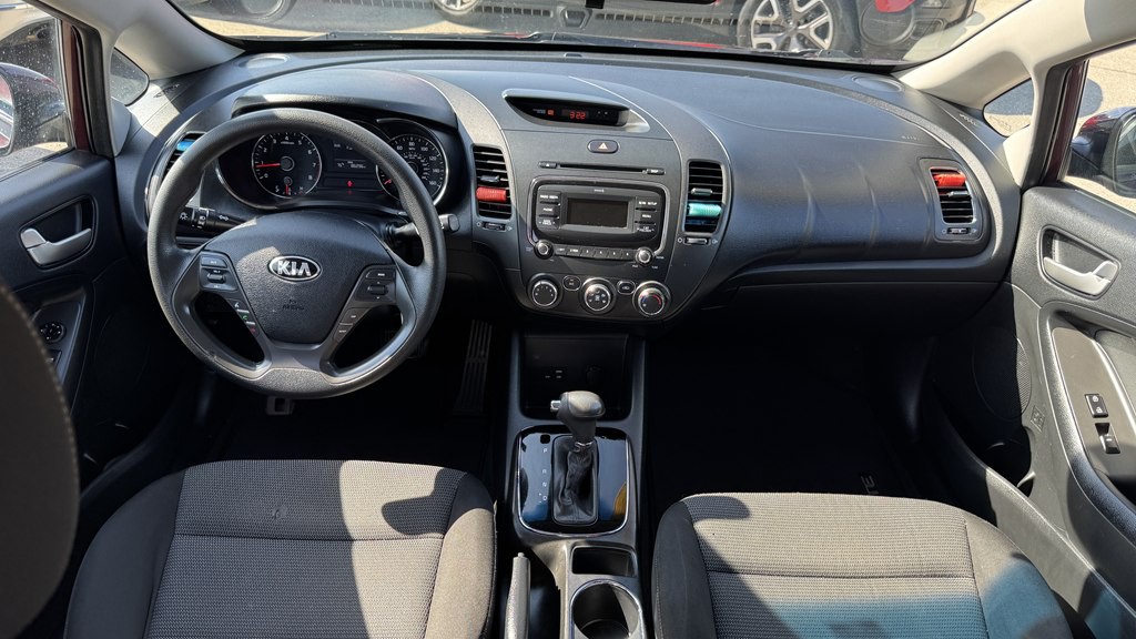 2017 Kia Forte Image 22