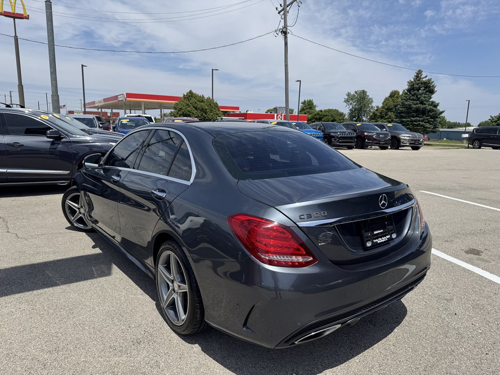 2015 Mercedes-Benz C-Class Image 5