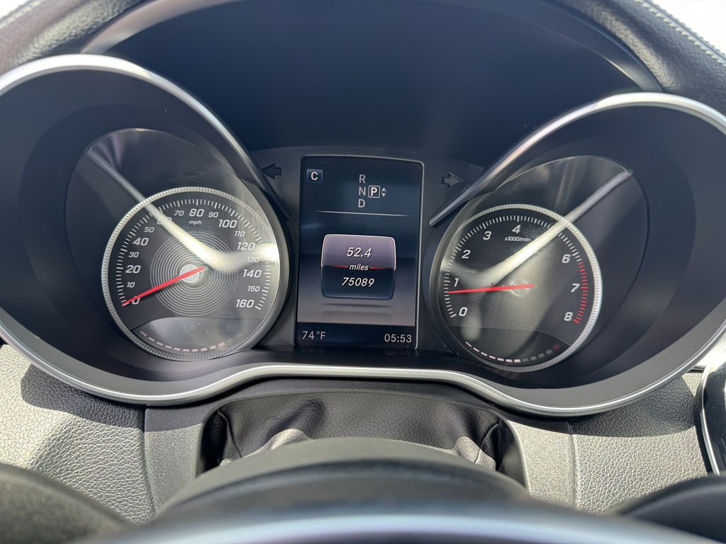 2015 Mercedes-Benz C-Class Image 26