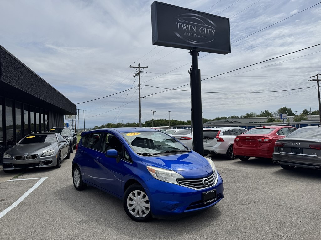 2014 Nissan Versa Image 1