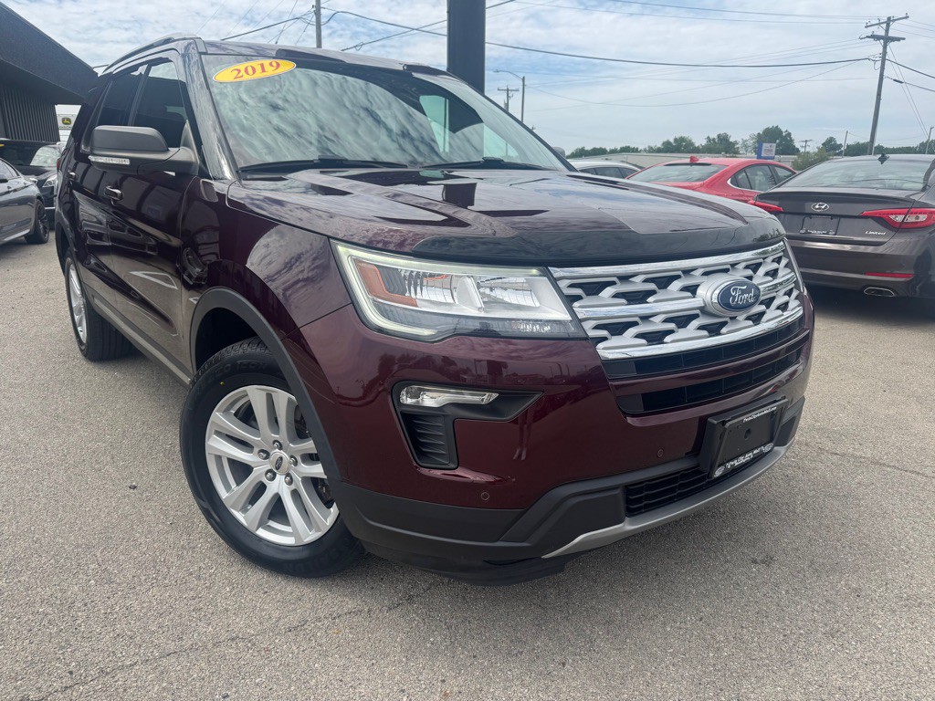 2019 Ford Explorer Image 2