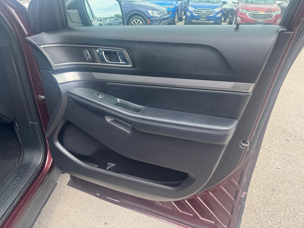 2019 Ford Explorer Image 13