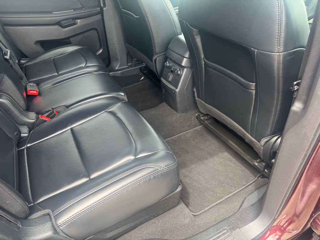 2019 Ford Explorer Image 17