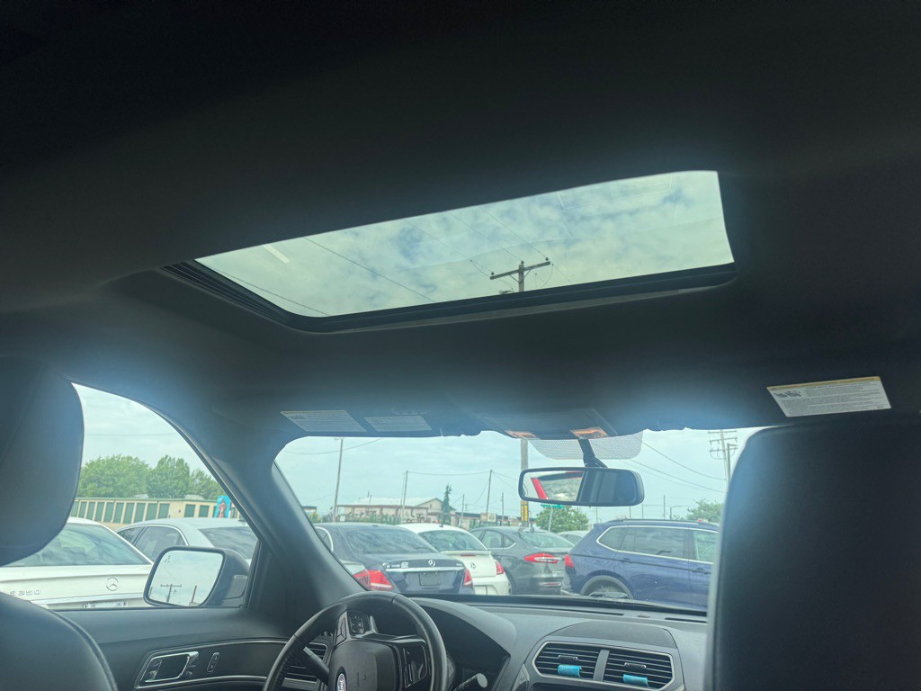 2019 Ford Explorer Image 21