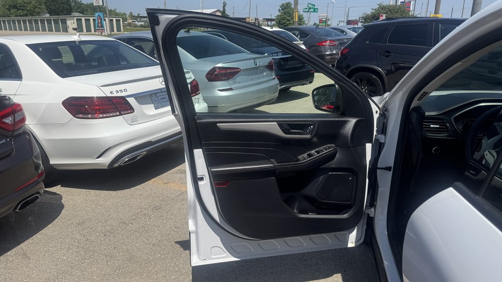 2022 Ford Escape Image 14