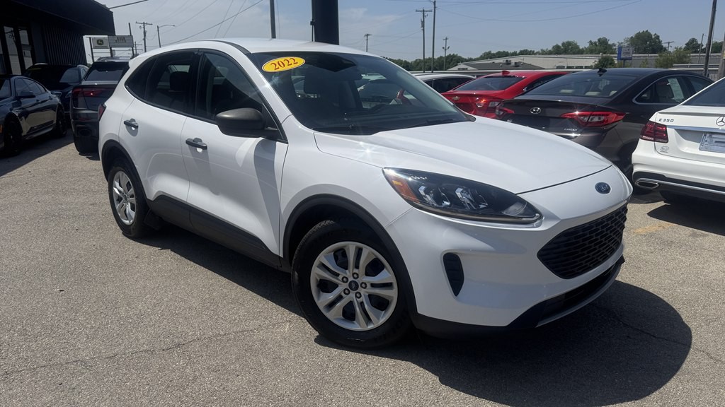 2022 Ford Escape Image 2