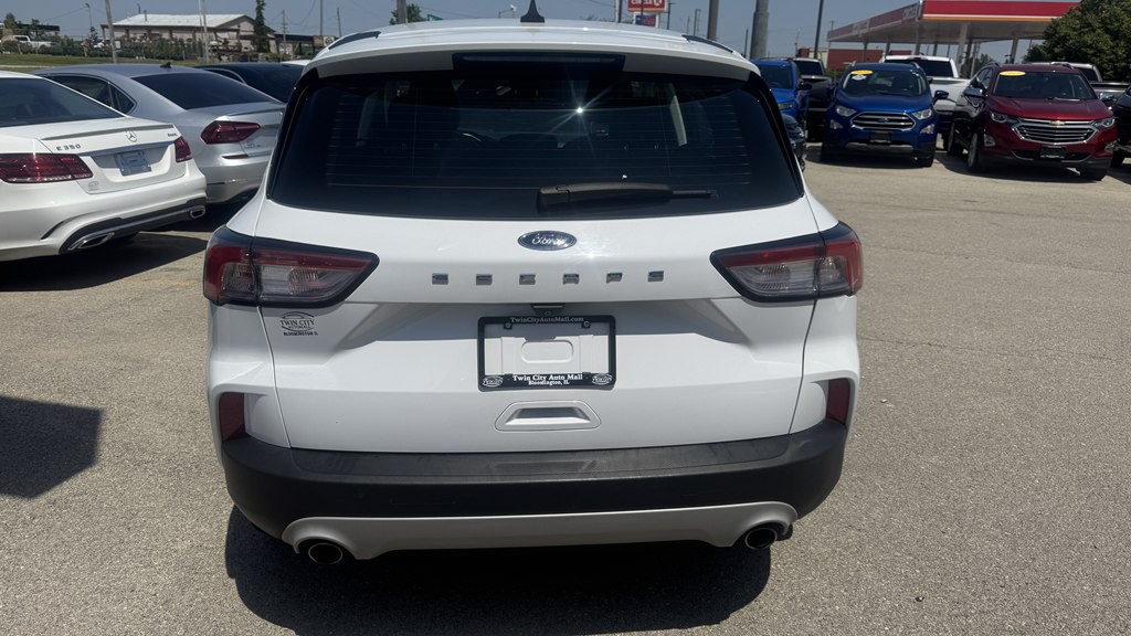 2022 Ford Escape Image 7