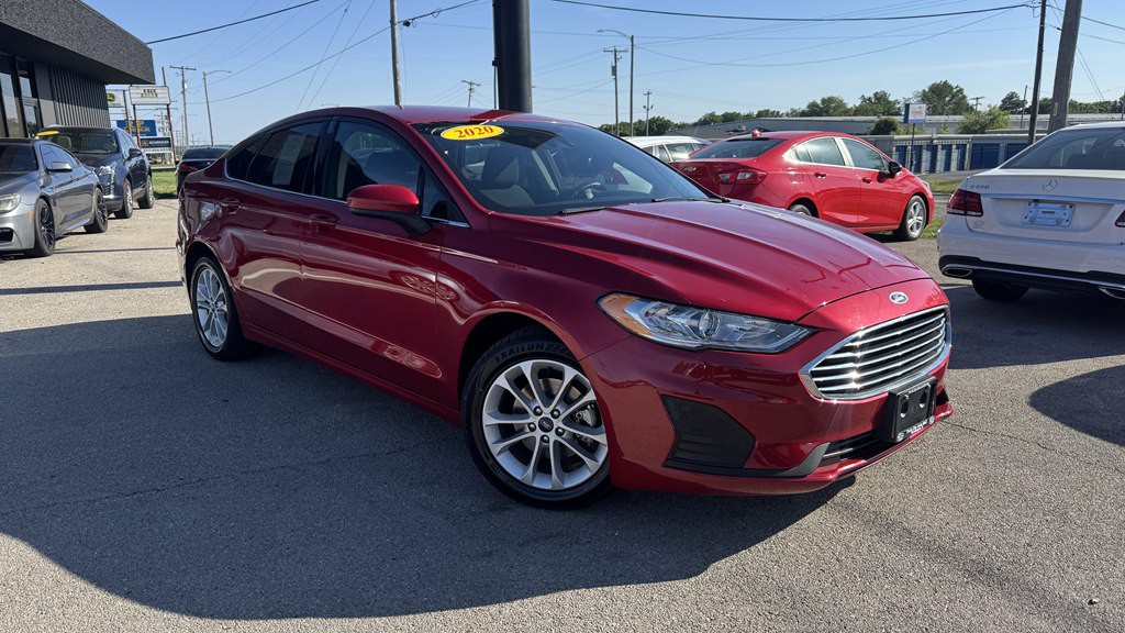2020 Ford Fusion Image 2