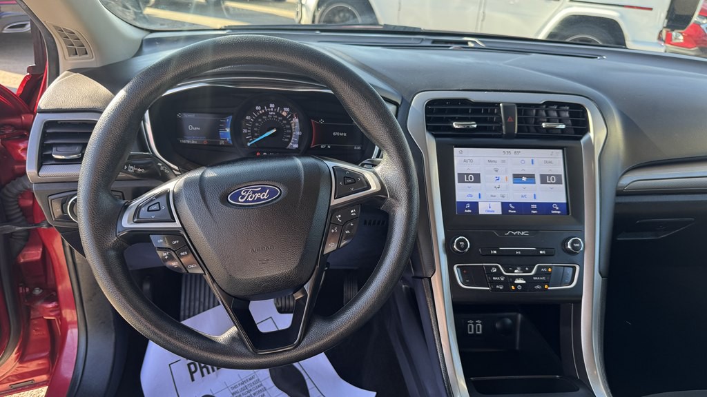 2020 Ford Fusion Image 17