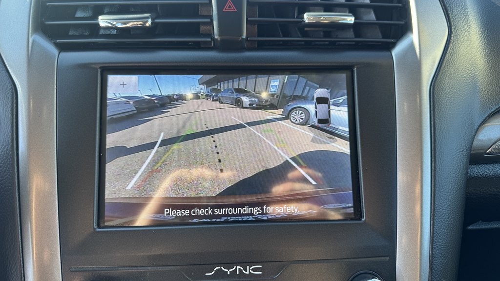 2020 Ford Fusion Image 20