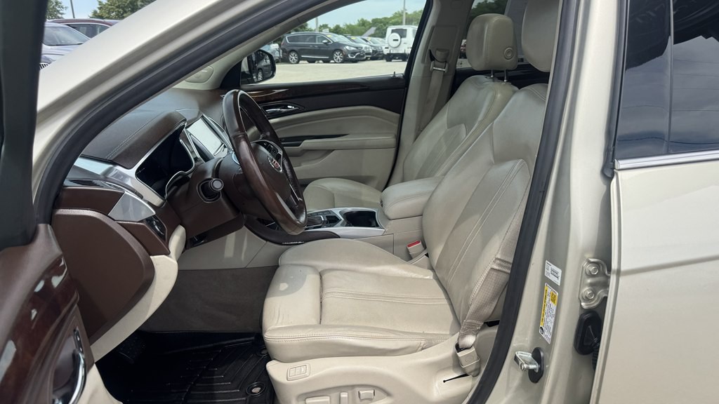2015 Cadillac SRX Image 16