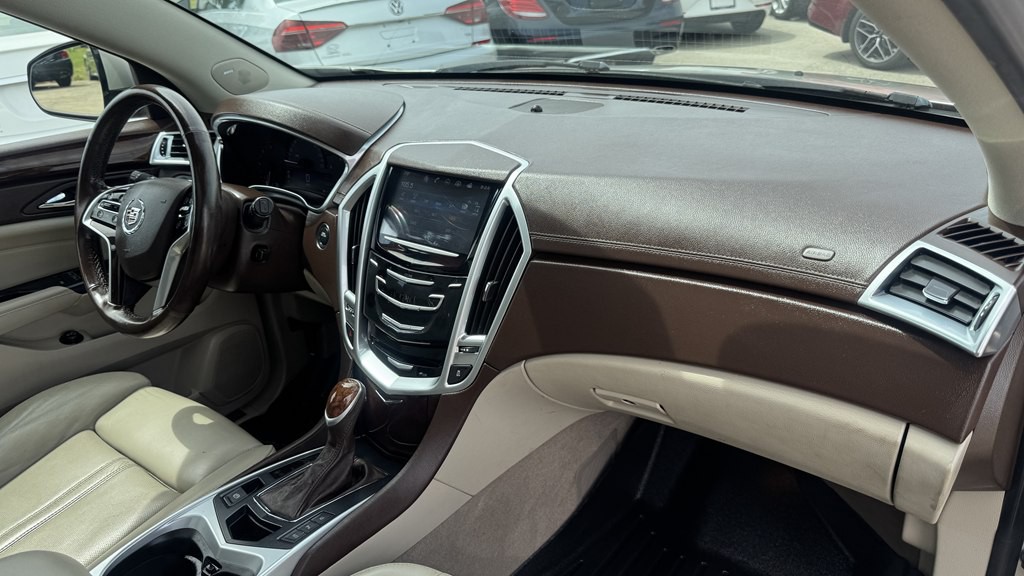 2015 Cadillac SRX Image 28