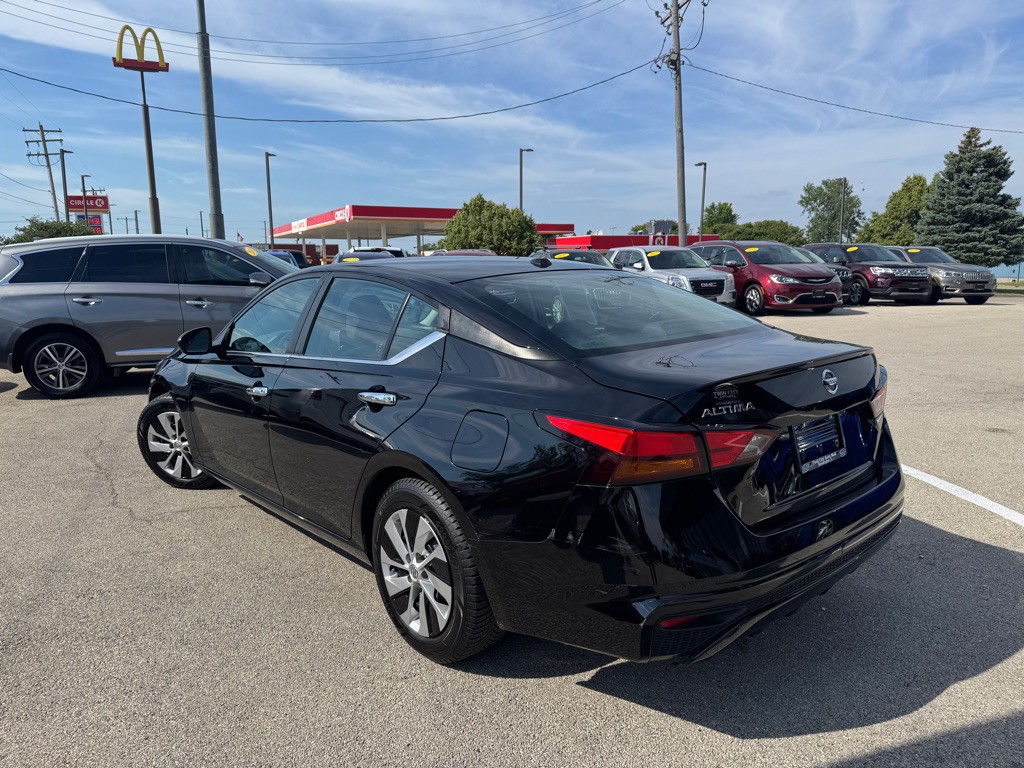 2020 Nissan Altima Image 5
