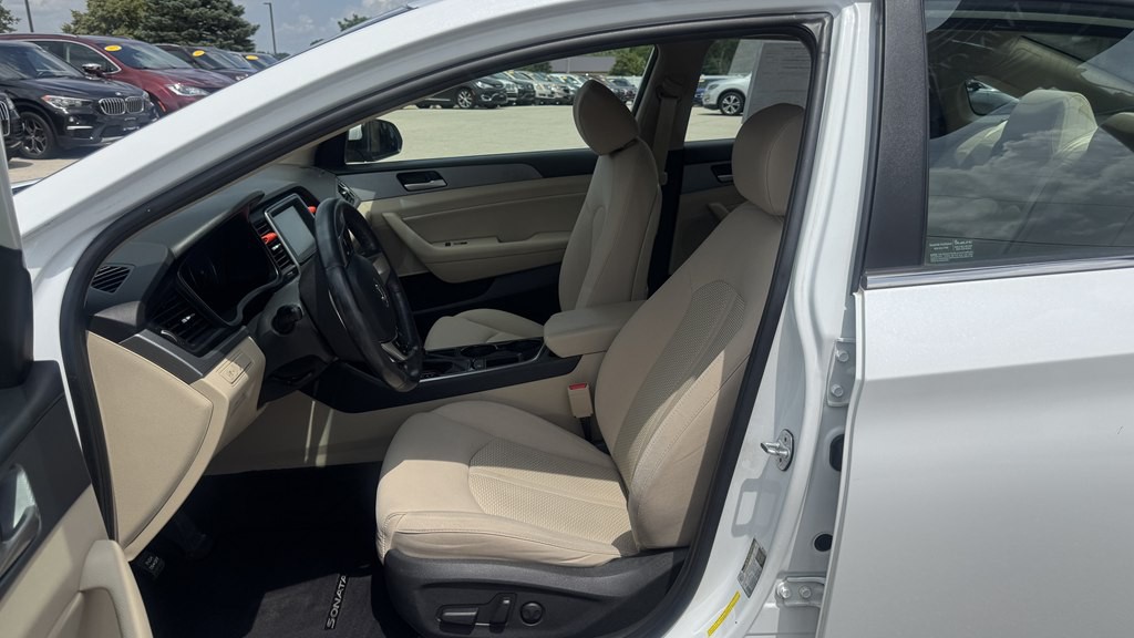 2018 Hyundai Sonata Image 16