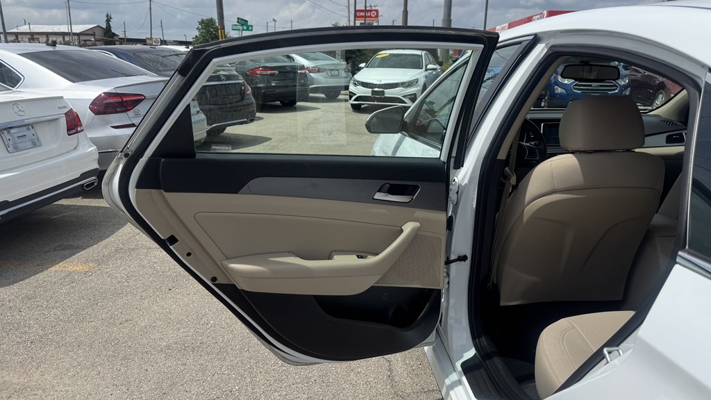 2018 Hyundai Sonata Image 20