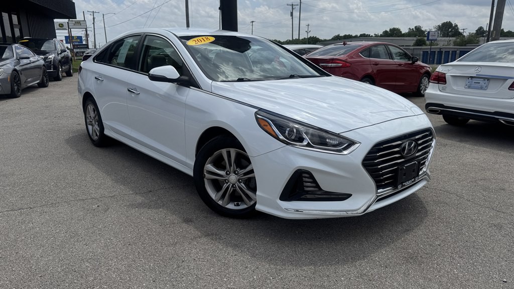 2018 Hyundai Sonata Image 2