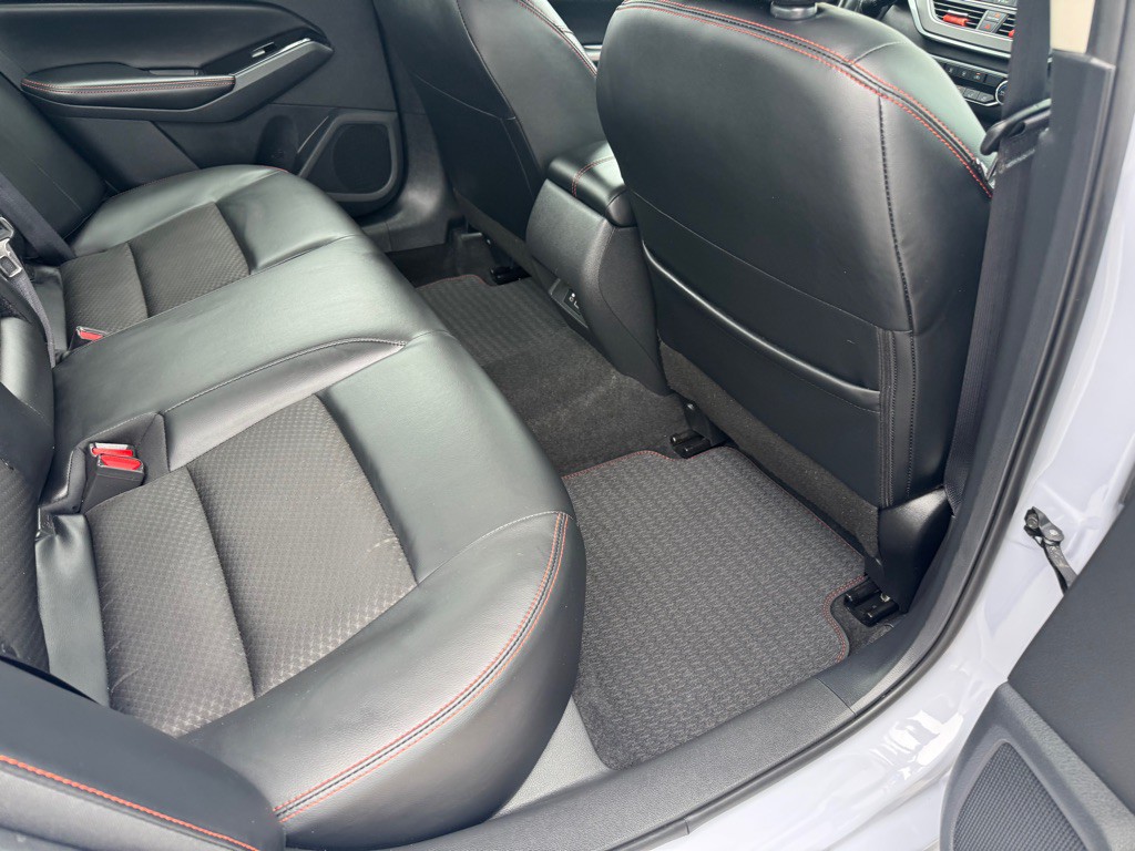 2025 Nissan Altima Image 17