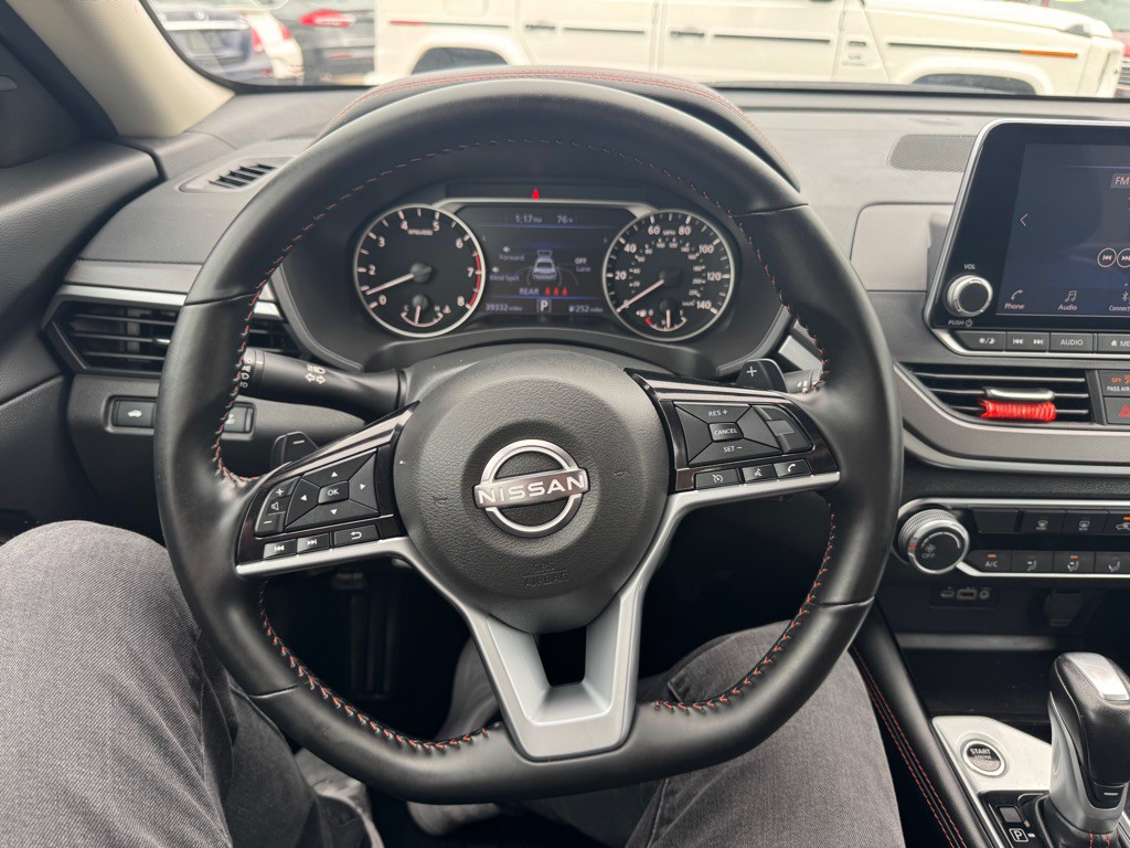 2025 Nissan Altima Image 27