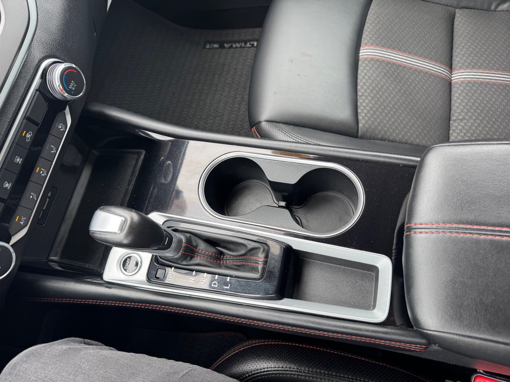 2025 Nissan Altima Image 30