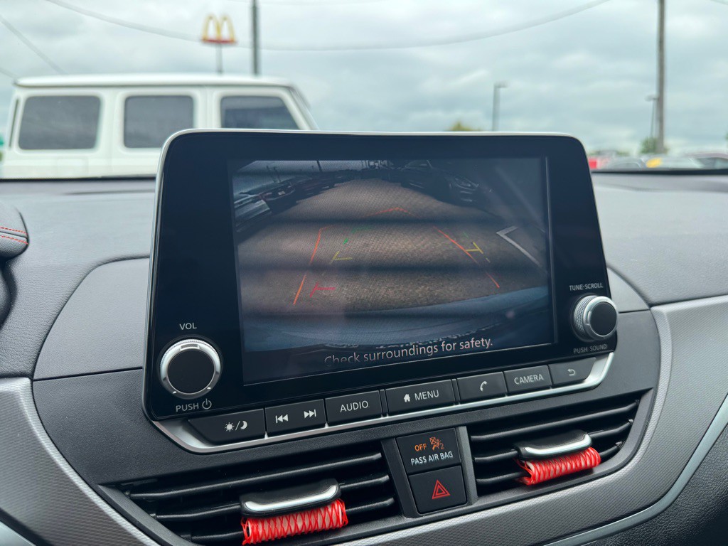 2025 Nissan Altima Image 31