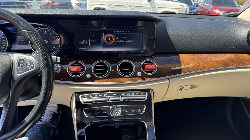 2017 Mercedes-Benz E-Class Image 18