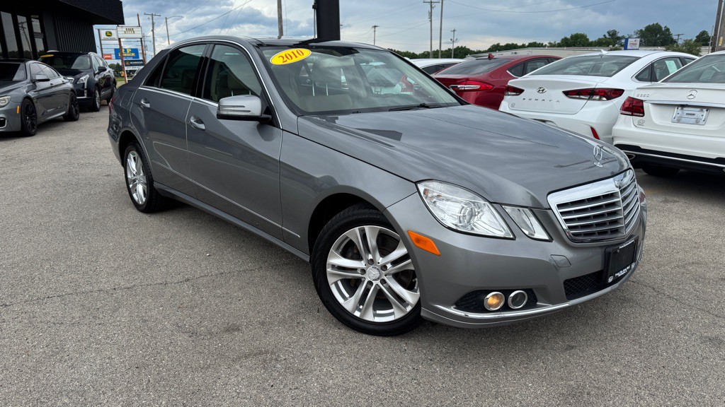 2010 Mercedes-Benz E-Class Image 2