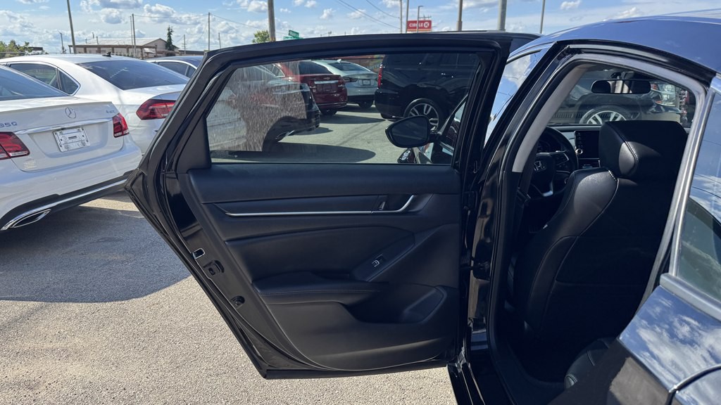 2022 Honda Accord Image 20