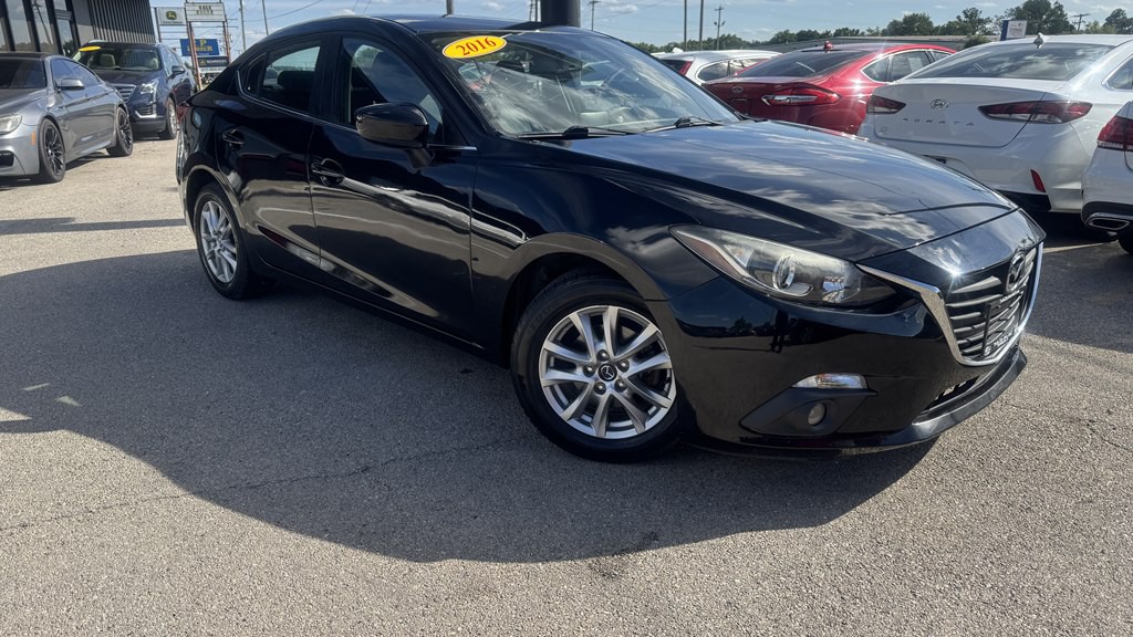 2016 Mazda Mazda3 Image 2
