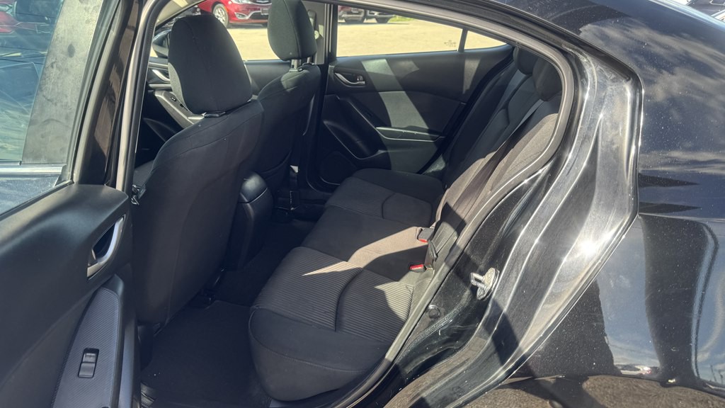 2016 Mazda Mazda3 Image 22