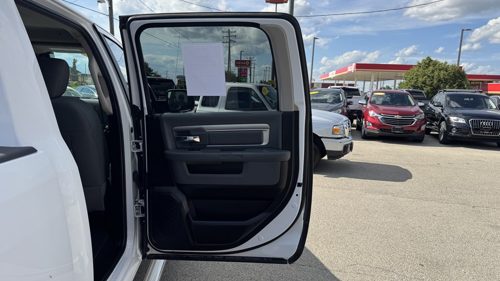 2019 RAM 1500 Image 24