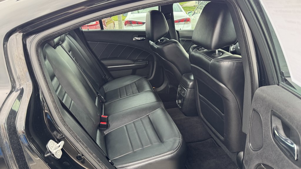 2014 Dodge Charger Image 26
