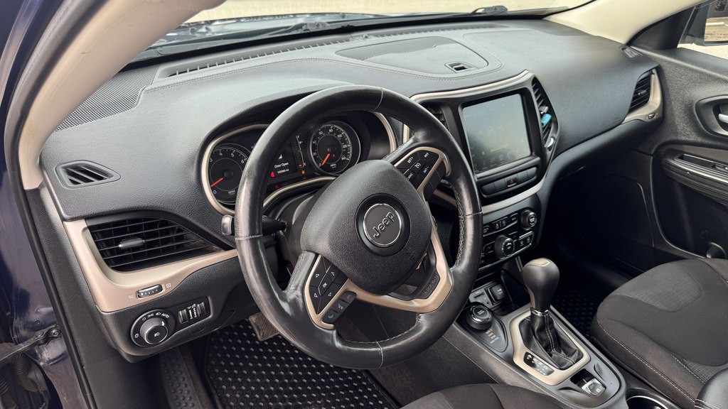 2015 Jeep Cherokee Image 15