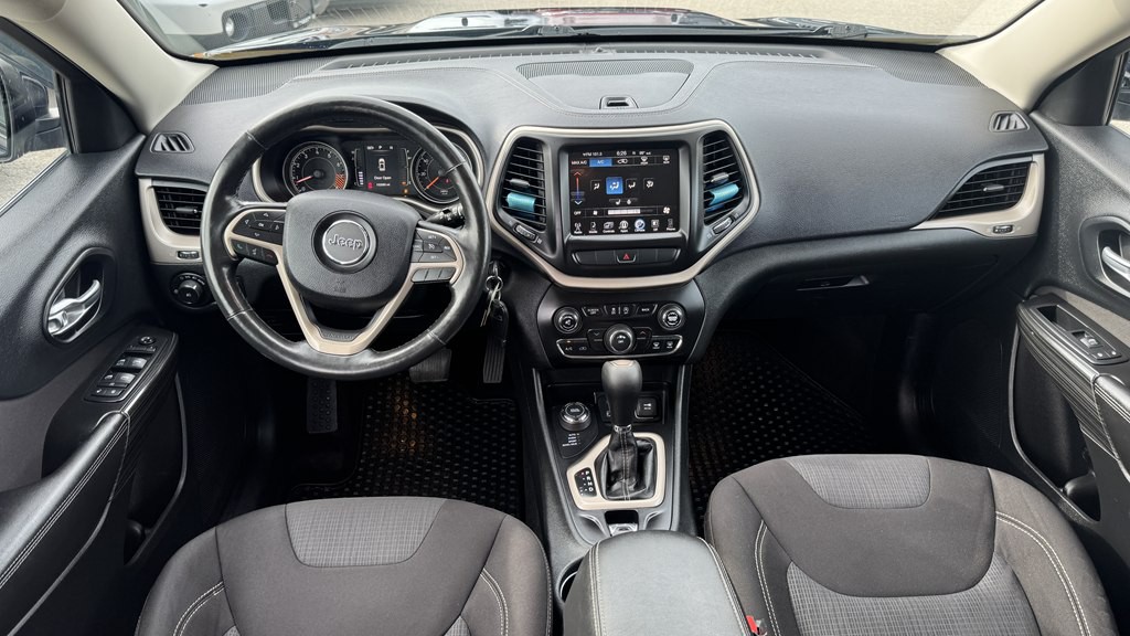 2015 Jeep Cherokee Image 23