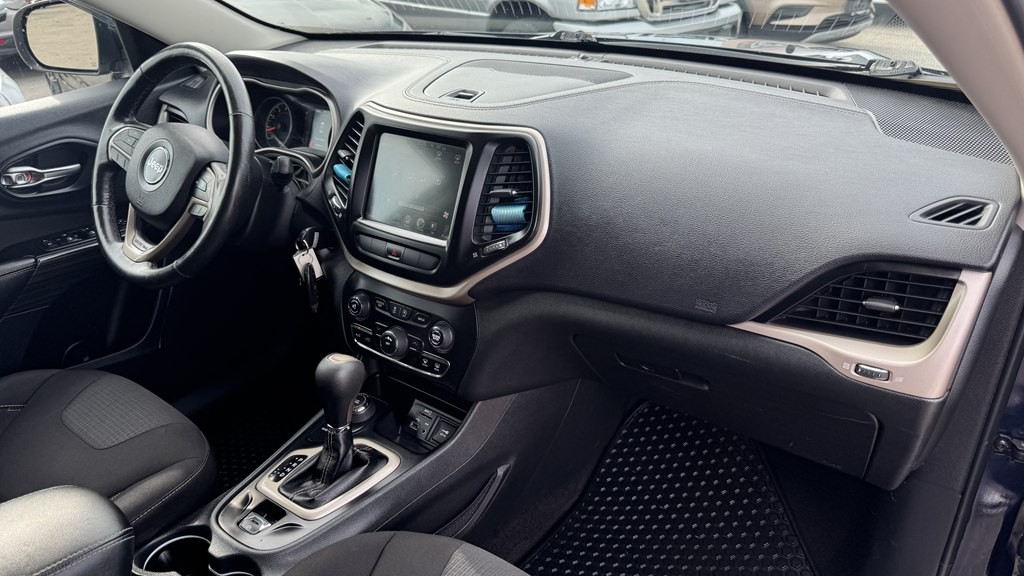 2015 Jeep Cherokee Image 27