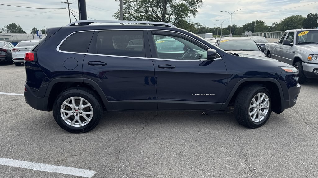 2015 Jeep Cherokee Image 9