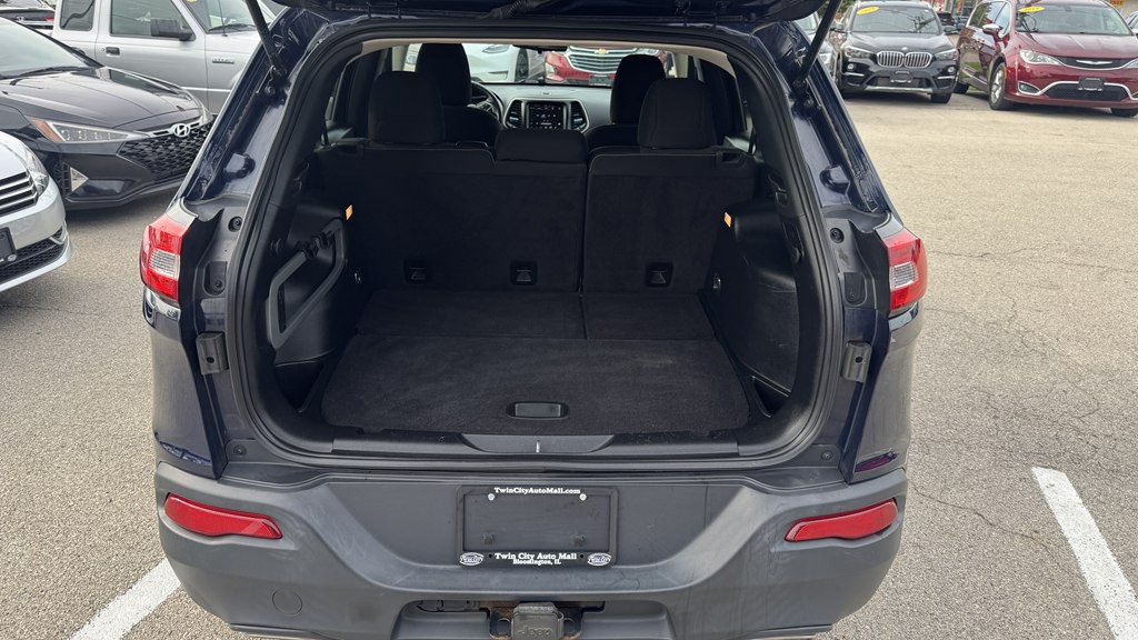 2015 Jeep Cherokee Image 11
