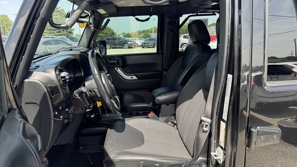 2016 Jeep Wrangler Unlimited Image 15