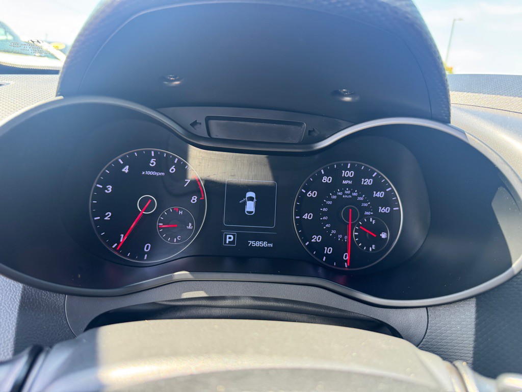2016 Hyundai Veloster Image 20
