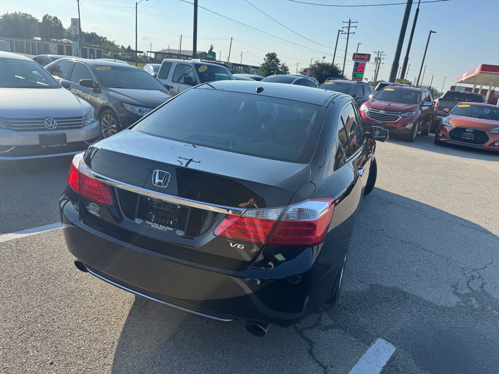 2013 Honda Accord Image 7