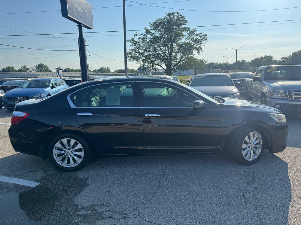 2013 Honda Accord Image 8