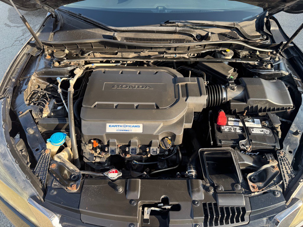 2013 Honda Accord Image 9